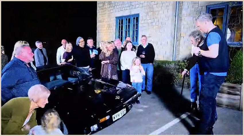 Small Fakers on Car SOS
